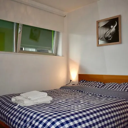Apartment Bright 2 Bedrooms Near The 3 Arena Dublin